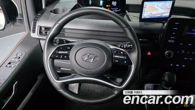 Hyundai Staria 2021 — ფოტო 13/20