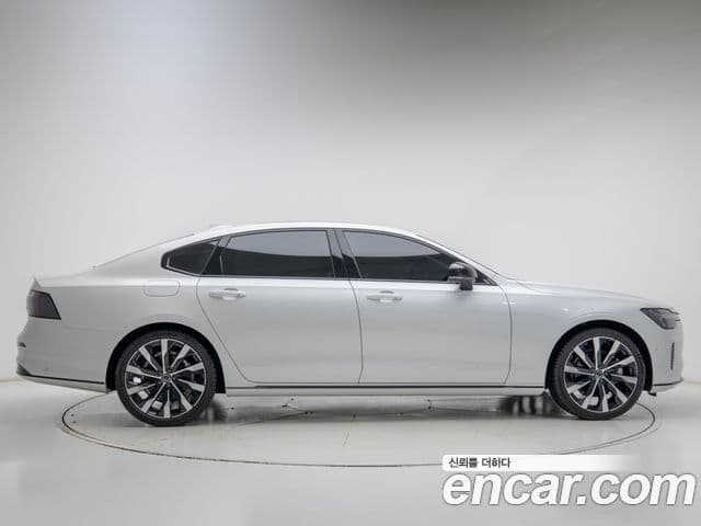 Volvo S90 2025 — Фото 4/19