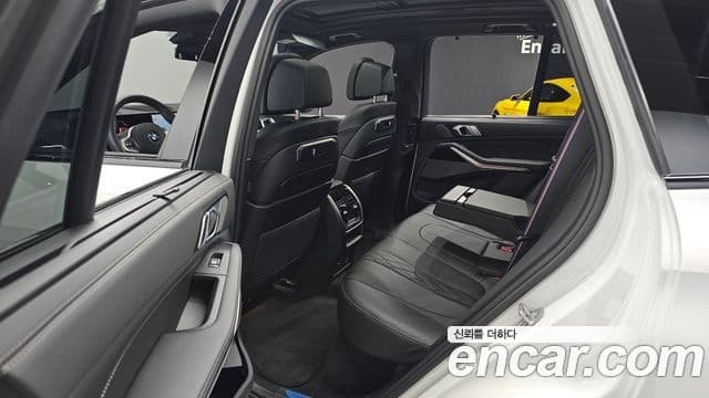 BMW X5 2025 — Photo 11/35