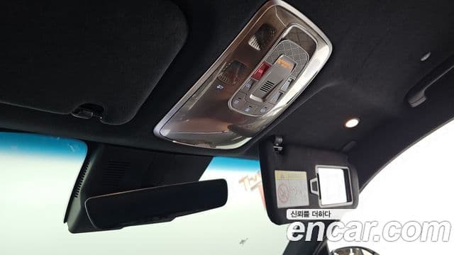 Genesis GV70 2024 — ფოტო 25/33