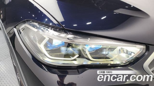 BMW X6 2022 — Photo 9/34