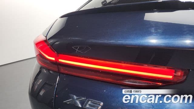 BMW X6 2022 — Photo 26/34