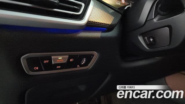 BMW X6 2022 — Photo 14/34