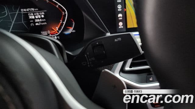 BMW X6 2022 — Photo 23/34