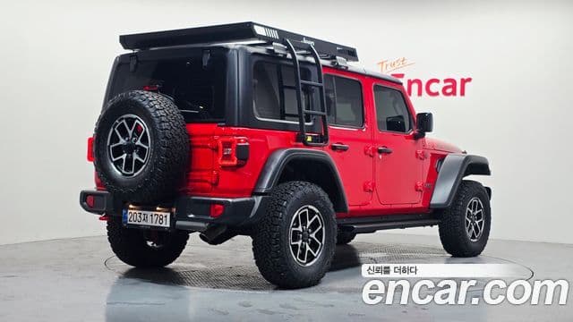 Jeep Wrangler 2025 — ფოტო 2/20