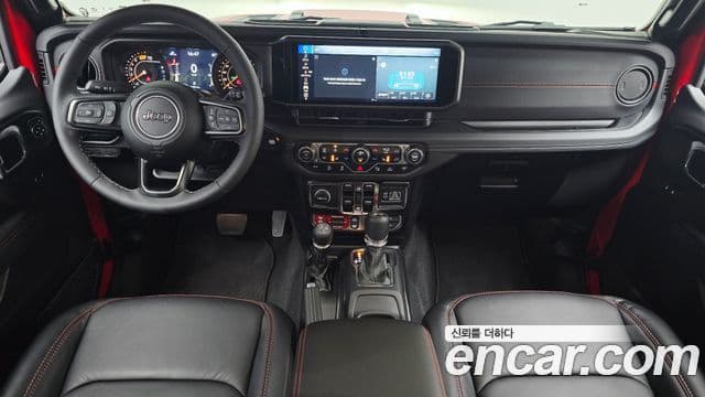 Jeep Wrangler 2025 — ფოტო 7/20