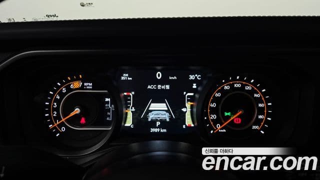 Jeep Wrangler 2025 — ფოტო 8/20
