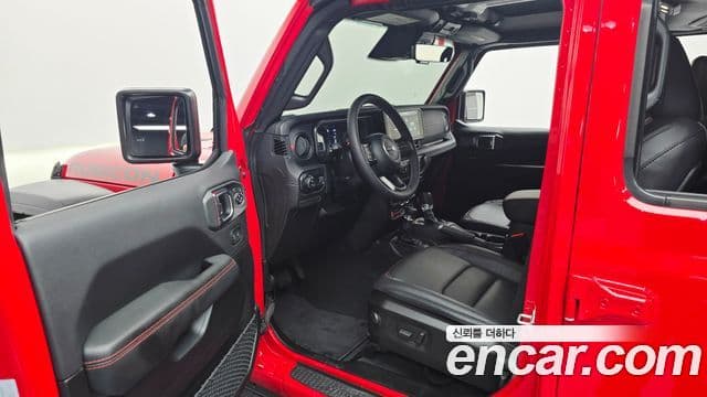 Jeep Wrangler 2025 — ფოტო 10/20