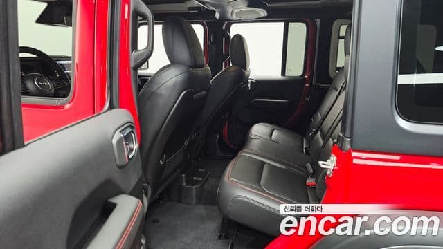 Jeep Wrangler 2025 — ფოტო 11/20