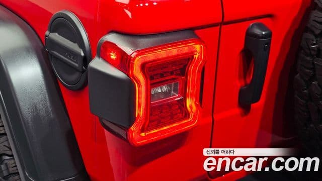 Jeep Wrangler 2025 — Photo 25/33