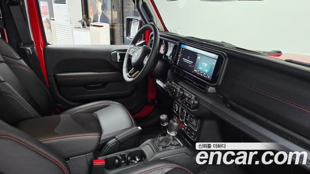 Jeep Wrangler 2025 — Photo 6/33