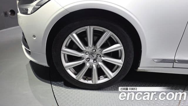 Volvo S90 2020 — ფოტო 4/20