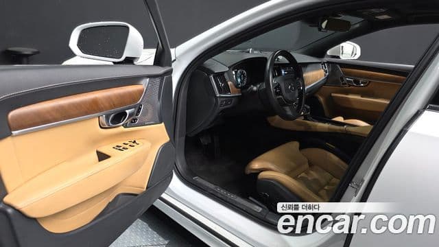 Volvo S90 2020 — ფოტო 9/20
