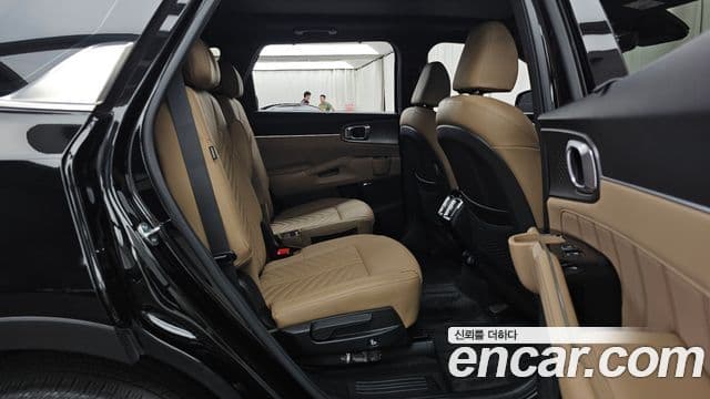 Kia Sorento 2023 — ფოტო 12/20