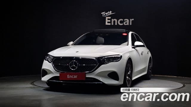 Mercedes-Benz E-Class 2024 — ფოტო 3/20