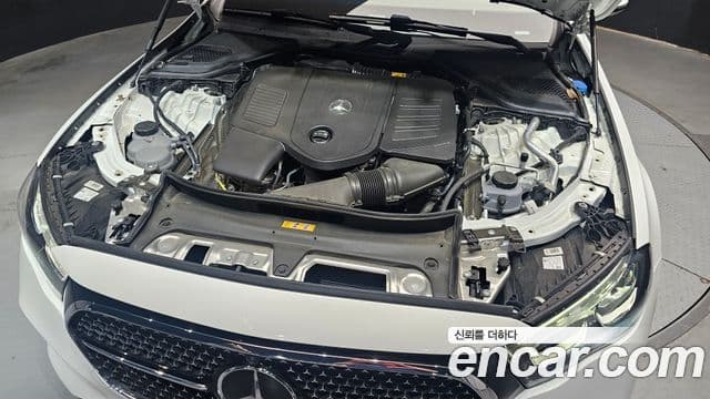 Mercedes-Benz E-Class 2024 — ფოტო 6/20