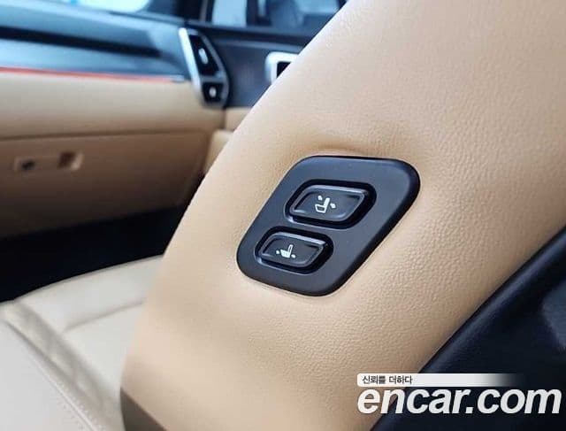 Kia Sorento 2022 — ფოტო 14/20