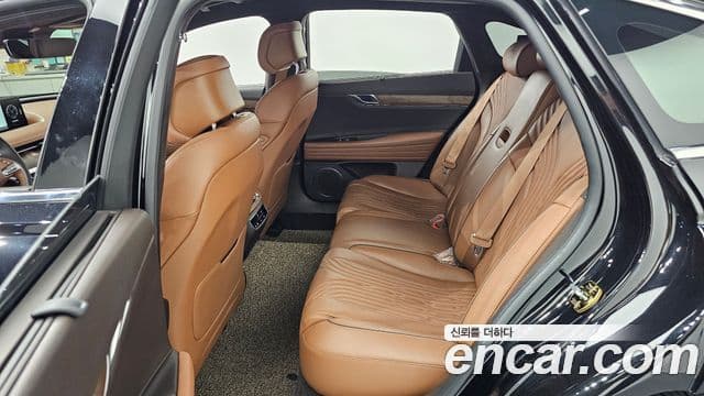 Genesis Electrified G80 2024 — Şəkil 12/20