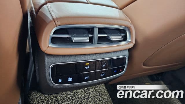 Genesis Electrified G80 2024 — Şəkil 18/20