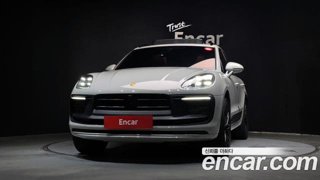 Porsche Macan 2023 — Şəkil 3/20