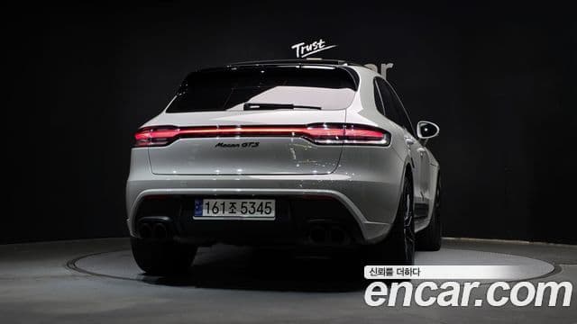 Porsche Macan 2023 — Şəkil 4/20
