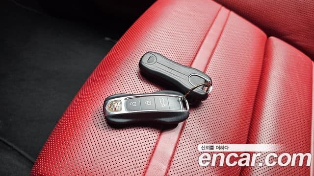 Porsche Cayenne 2020 — Şəkil 14/20
