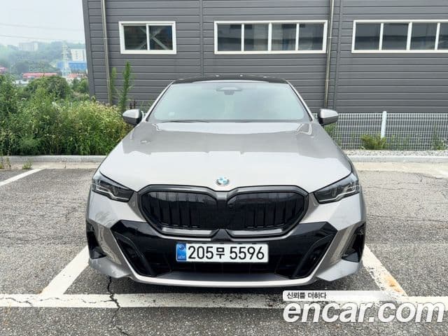 BMW 5 Series 2026 — Şəkil 16/20
