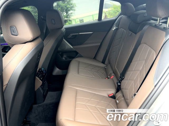 BMW 5 Series 2026 — Şəkil 12/20
