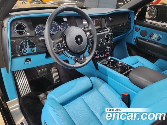 Rolls-Royce Cullinan 2023 — ფოტო 9/20