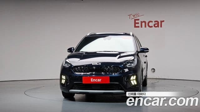Kia Niro 2021 — Фото 3/20