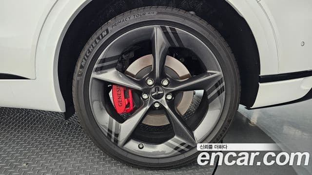 Genesis GV70 2024 — ფოტო 33/44