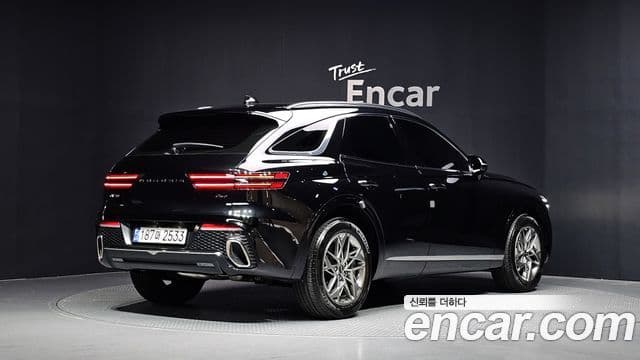 Genesis GV70 2022 — Şəkil 2/20