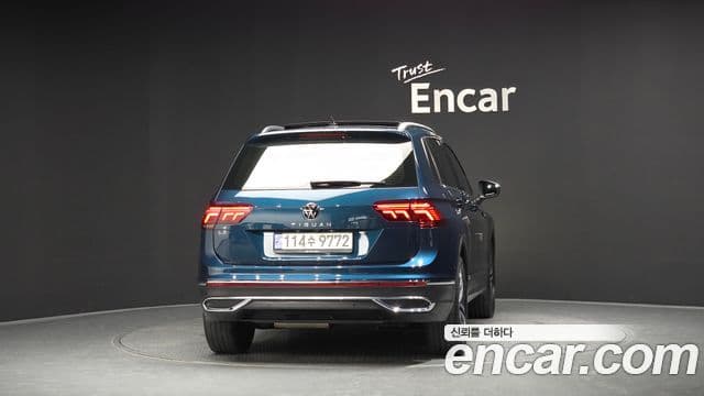 Volkswagen Tiguan 2023 — Photo 29/35
