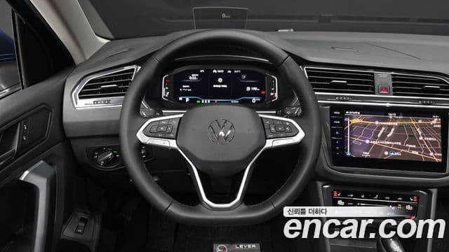 Volkswagen Tiguan 2023 — Photo 19/35