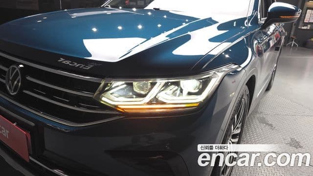 Volkswagen Tiguan 2023 — Photo 23/35