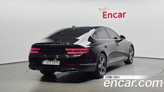 Genesis Electrified G80 2023 — ფოტო 2/20