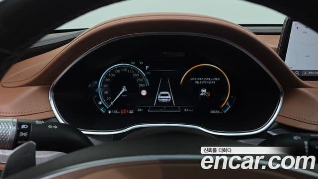 Genesis Electrified G80 2023 — ფოტო 8/20
