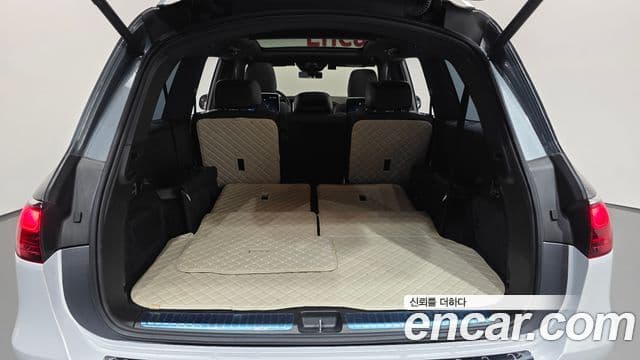 Mercedes-Benz GLS-Class 2024 — Photo 5/38