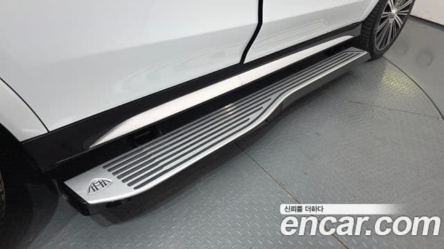 Mercedes-Benz GLS-Class 2024 — Photo 14/38