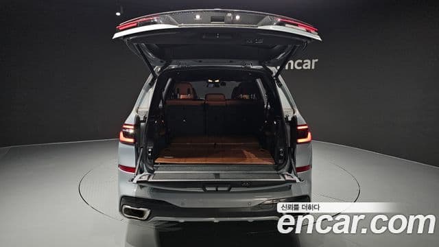 BMW X7 2024 — Photo 5/32