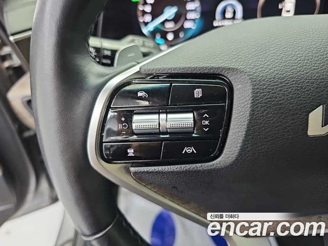 Kia K8 2021 — Şəkil 18/20