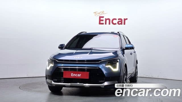 Kia Niro 2022 — ფოტო 3/20