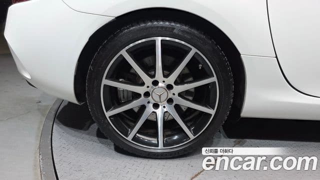 Mercedes-Benz SLC-Class 2018 — ფოტო 5/20