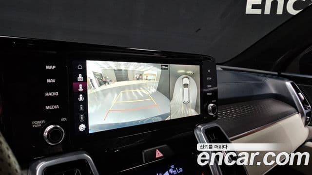 Kia Sorento 2023 — Фото 13/20