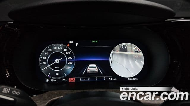 Kia K5 2023 — ფოტო 8/20