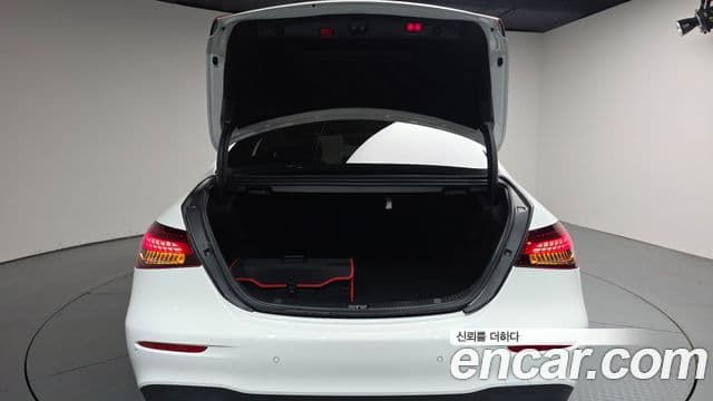 Mercedes-Benz E-Class 2022 — Şəkil 20/20