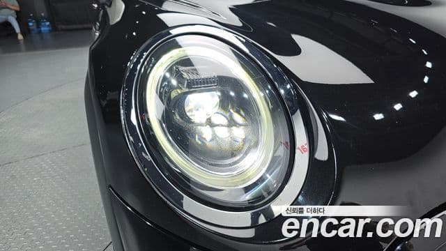 Mini Cooper 2022 — Photo 20/30