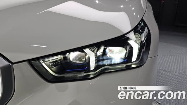 BMW 5 Series 2024 — Photo 16/35