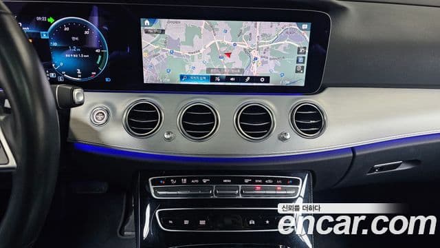 Mercedes-Benz E-Class 2021 — ფოტო 12/20