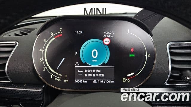 Mini Cooper Clubman 2023 — ფოტო 6/20